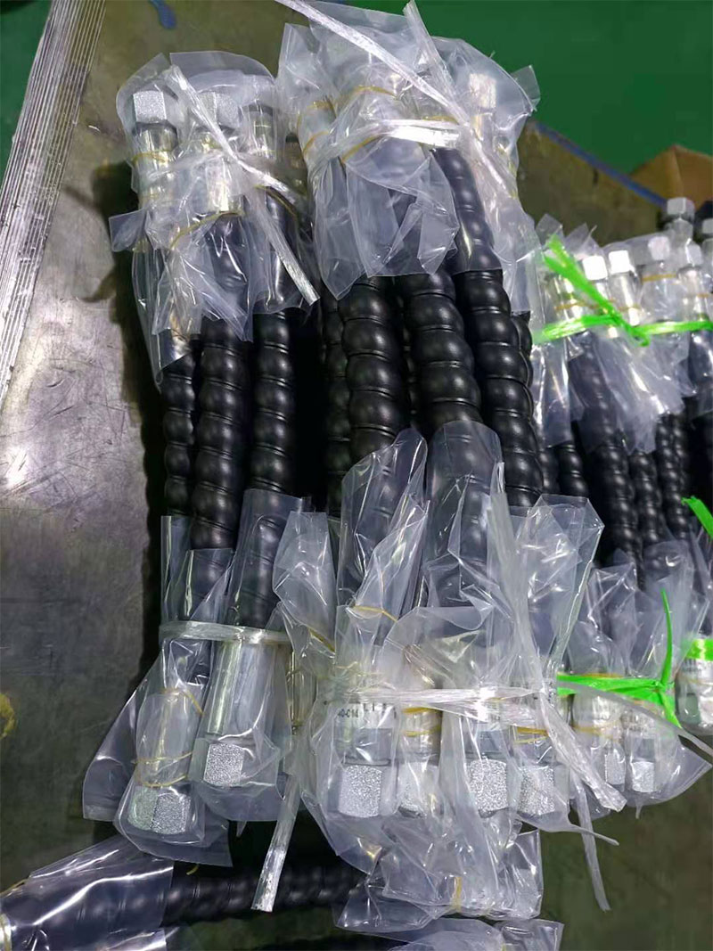 High pressure oil pipes and biodegradable hydraulic oil hoses for agricultural machinery